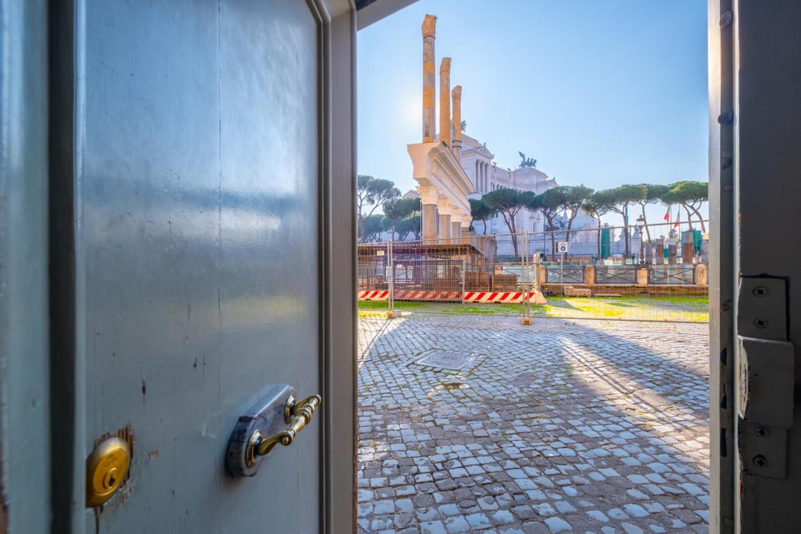 Elegant And Luxury Apartment @Altare Della Patria Ρώμη Εξωτερικό φωτογραφία